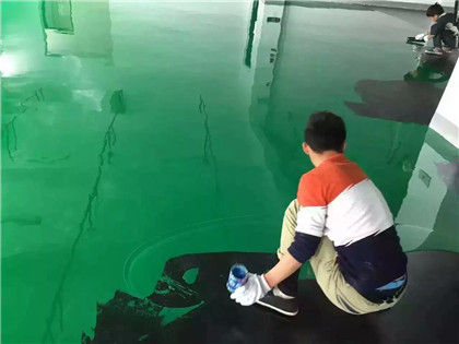 太湖下面给你一份环氧地坪漆施工的完整流程